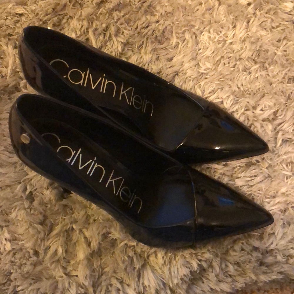 7M Calvin Klein Heels